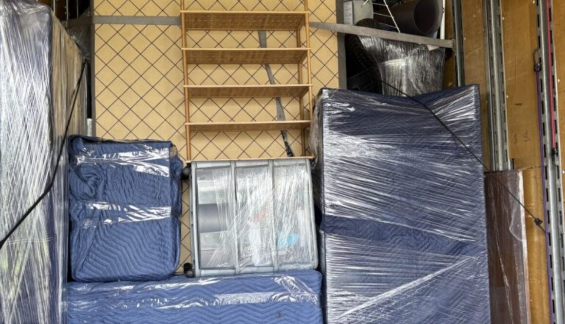 b-and-b-moving-safely-box-packing